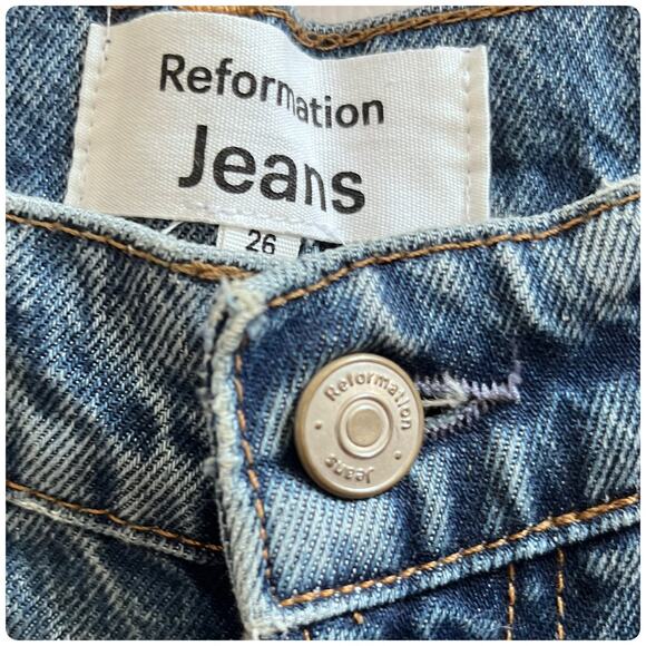 Reformation Karli High Rise Relaxed Tapered Jeans Size 26x29 - Picture 7 of 9